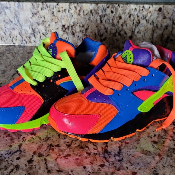 Nike Hurarache - Picture 3 of 4